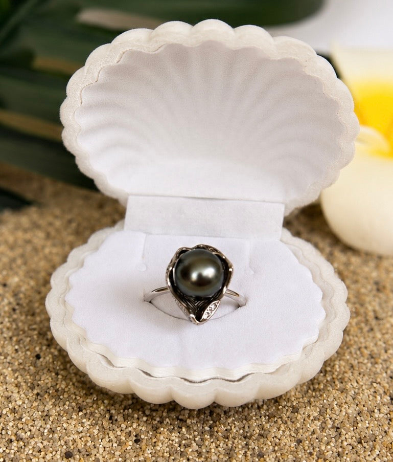 Bague TUPAI en argent 925 avec perle de Tahiti verte de 9,2 mm et 5 zirconiums