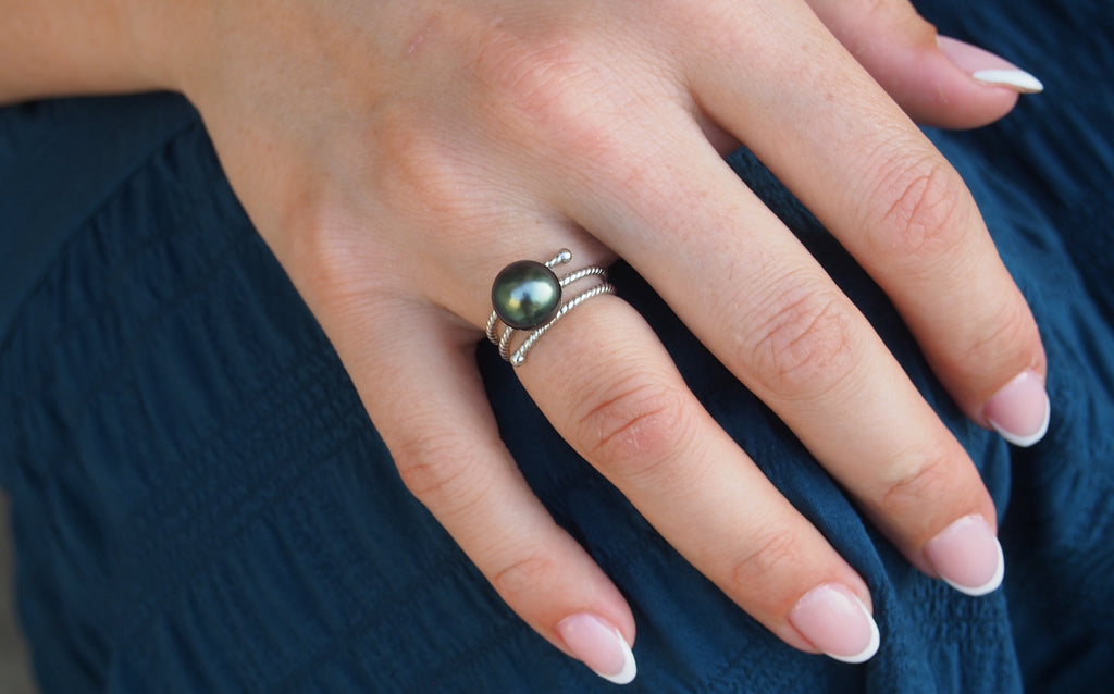 Bague argent 925 ornée d'une authentique perle de Tahiti verte
