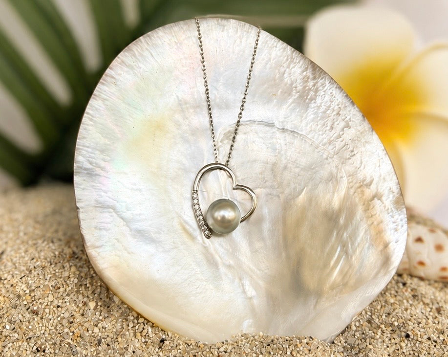 Collier HIKUERU cœur en argent 925 avec perle de Tahiti grise de 9,5 mm