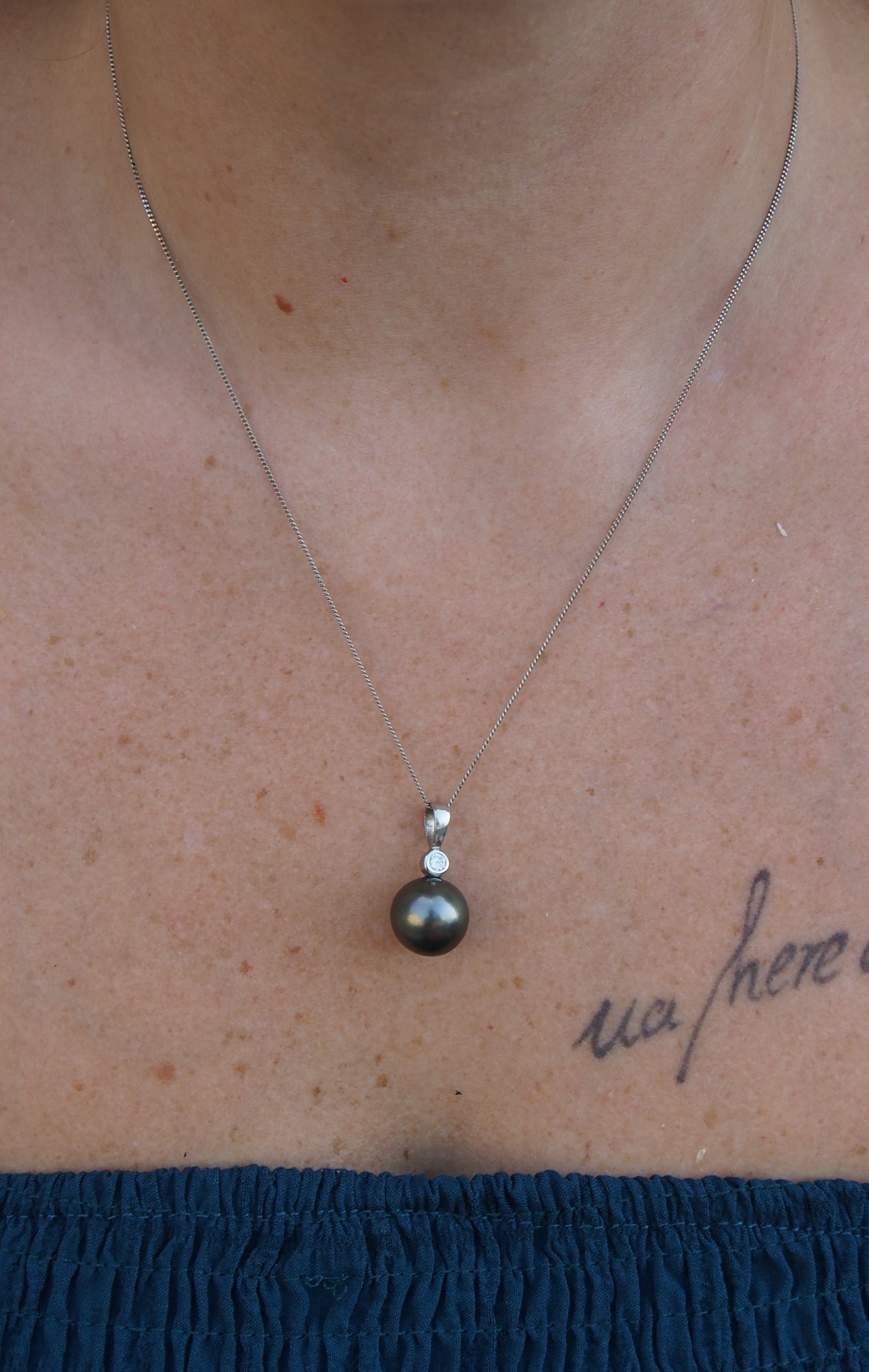 Collier maille gourmette argent 925 avec authentique perle de Tahiti multicolore